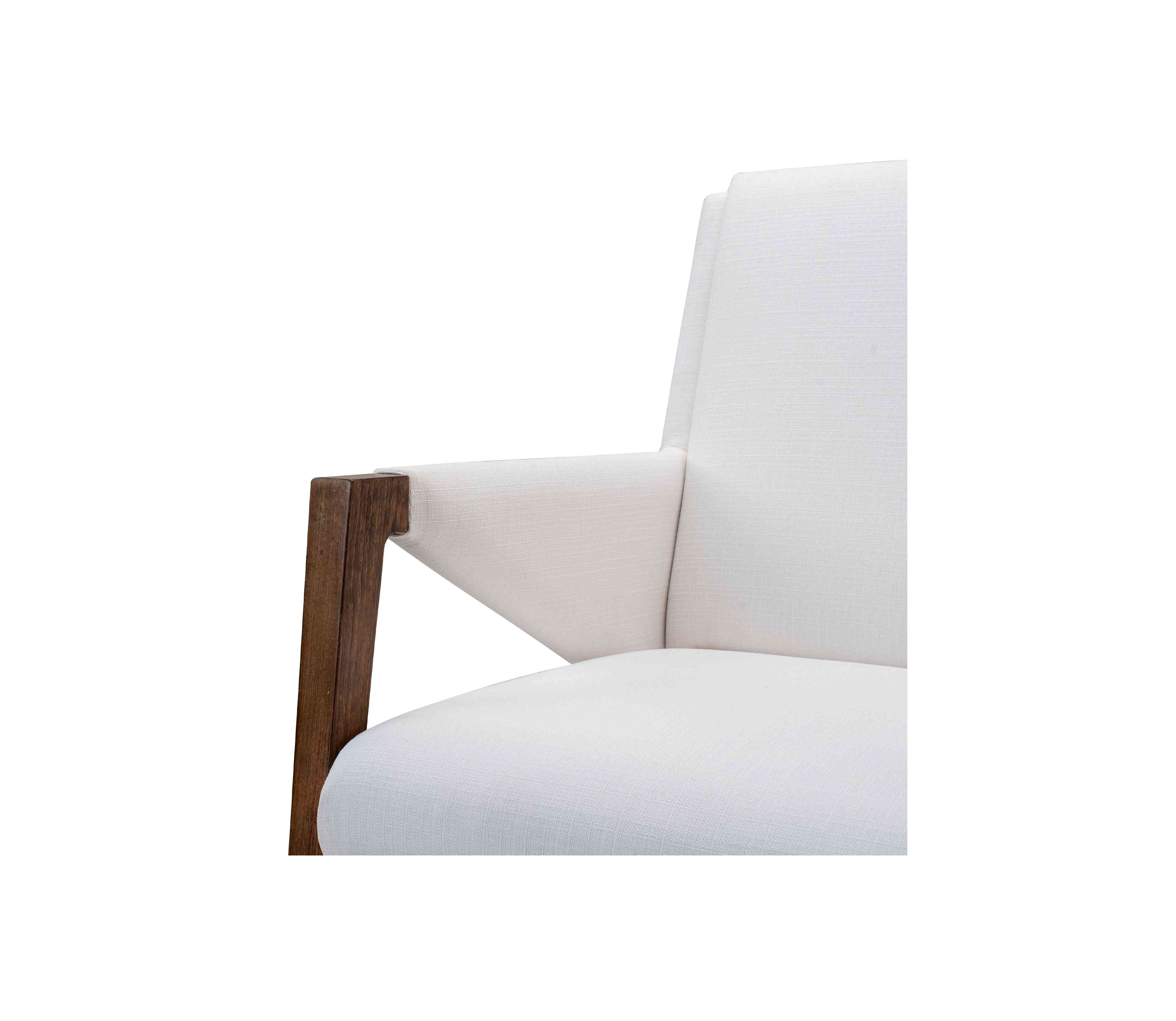 FLYNN ARM CHAIR
