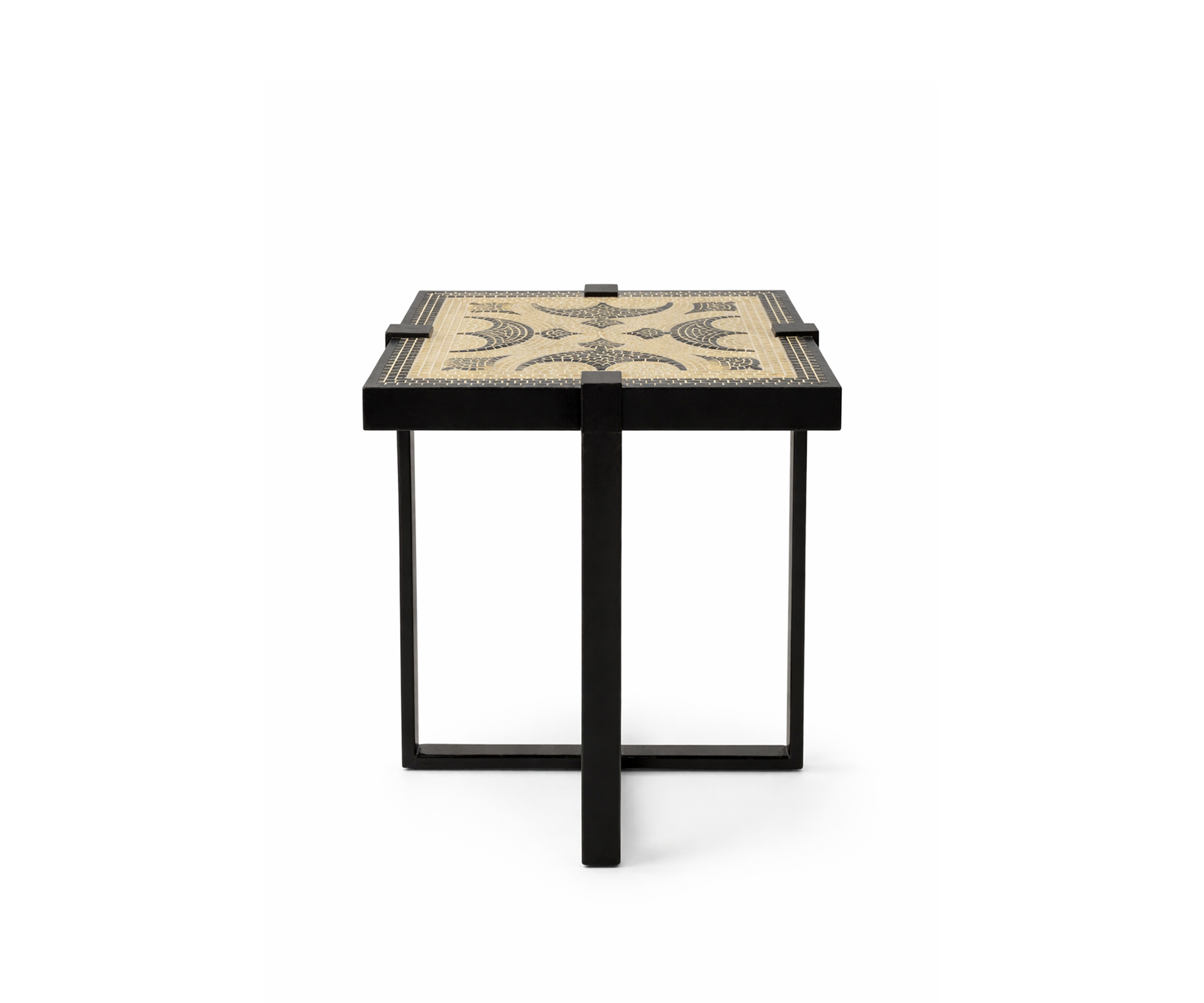 ECHO NESTING END TABLES