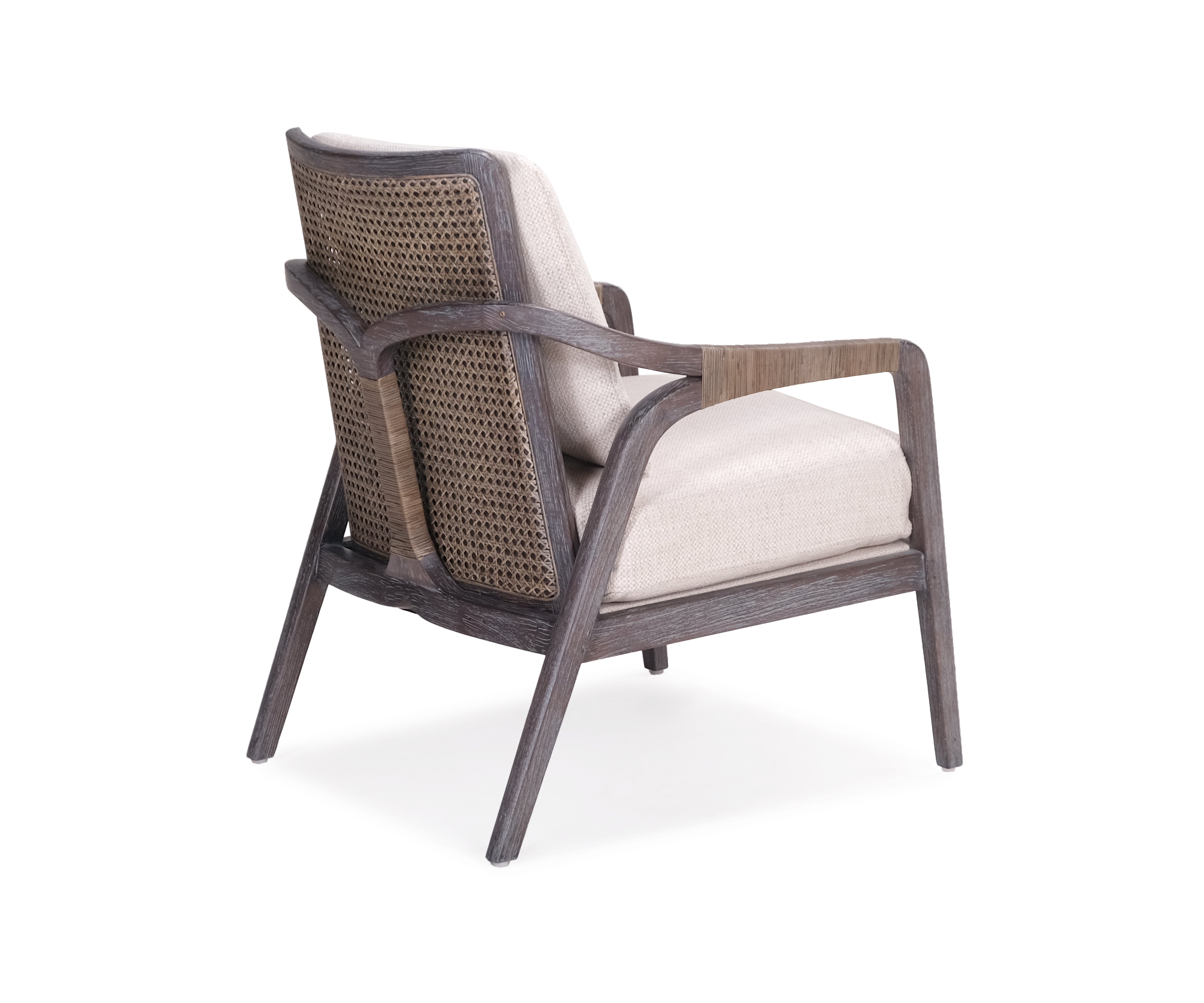 EDIP LOUNGE CHAIR