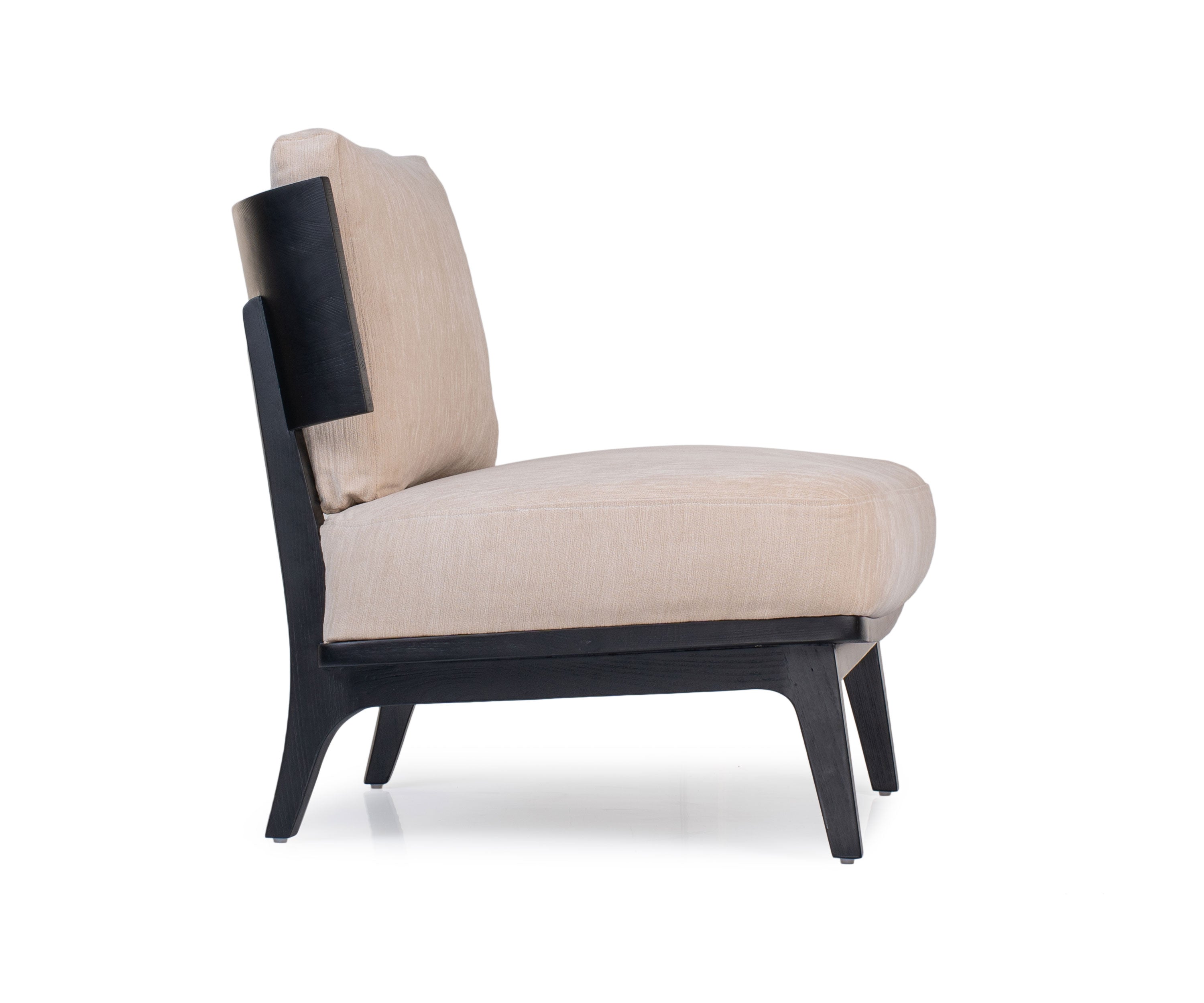 HUBERT LOUNGE CHAIR