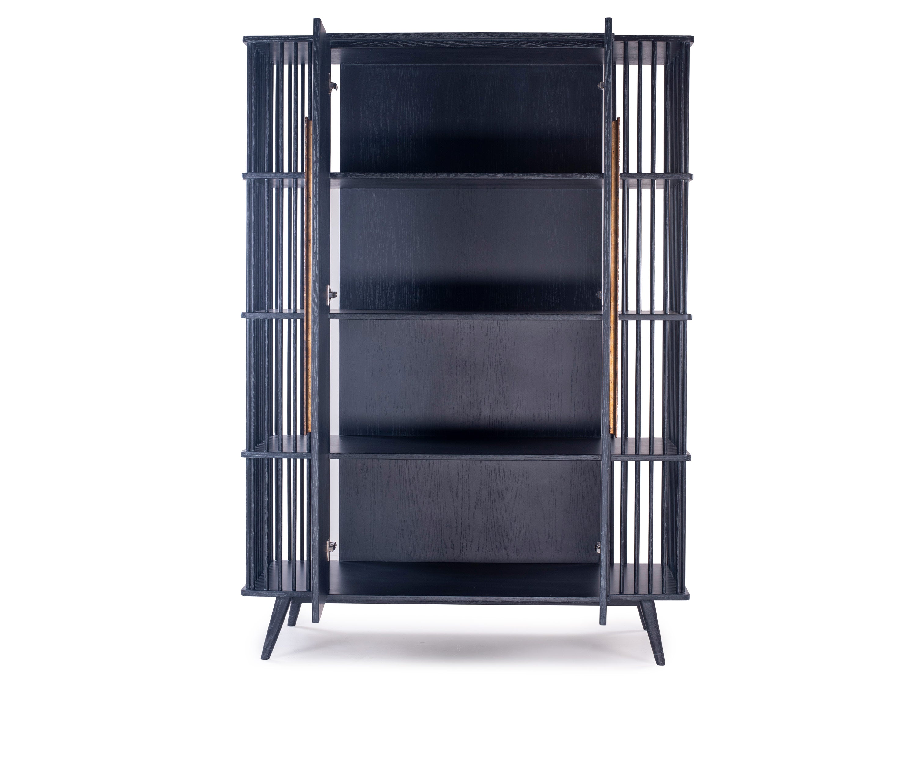 ARYANA ARMOIRE