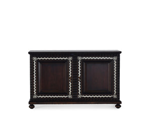 DELILAH SIDEBOARD